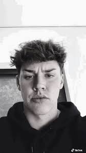 Black And White Pictures Of Famous People On Tiktok Https Encrypted Tbn0 Gstatic Com Images Q Tbn 3aand9gcqokl0xkbtc5ybguhnex7doh5szx9 Tsei5yw Usqp Cau