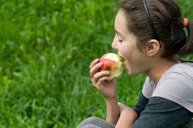 Menu diet sehat bukan hanya untuk diet,tapi yang perlu di perhatikan adalah menu yang anda masukkan harus nutrisi berimbang. Diet Sehat Untuk Remaja Seperti Apa Hello Sehat