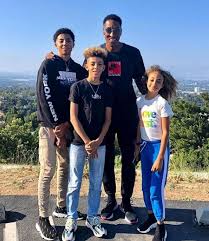 — scottie pippen (@scottiepippen) april 19, 2021. Scotty Pippen Bio Wiki Age Affairs Married Wife Children Net Worth