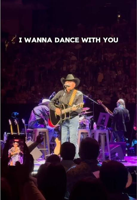 Who are you spinning around the dance floor to this song?  #IJustWantToDanceWithYou #GeorgeStrait #LiveMusic