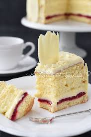 Konditorcreme Torte Mit Himbeeren Rezept Rezept Konditorcreme Kuchen Und Torten Konditor