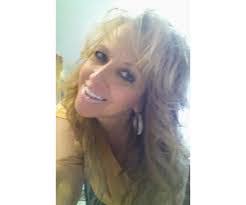 Traci Casey's Instagram, Twitter & Facebook