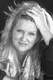 Alexandra Mcnally's Instagram, Twitter & Facebook