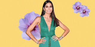 Jun 29, 2021 · elisabetta gregoraci sarebbe davvero inconsolabile il 29 giugno, come ogni anno: Elisabetta Gregoraci E I Leggings Energetici Come Pantaloni