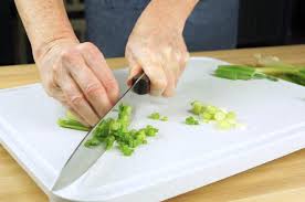 Green onions generally have a nice mild flavor that's just oniony enough to make you feel like you got something. How To Slice Green Onions