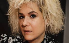 Dosszié: Tóth Kinga