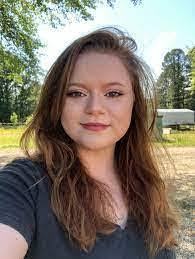 Madeline Voss's Instagram, Twitter & Facebook