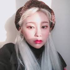 Momoland nancy actress momoland nancy dancer momoland nancy singer momoland nancy princess. Hyebin Beret Momoland Selca Pretty People Kpop Girls Kpop Outfits