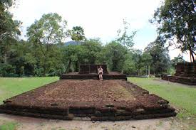 This is a photo of a monument in malaysia, identified by id. Lembah Bujang Candi Foto Lembah Bujang Archaelogical Museum Muzium Arkeologi Lembah Bujang Kuala Kedah Tripadvisor