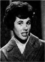 RADIO 8‹ TV PROGRAMS •