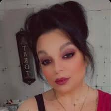 Hannah Mitchell (advisorhannah)