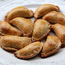 Voici La Methode De Preparation De La Pate Pour Empanadas A Cuire Au Four Les Empanadas Sont Des Chaussons Fo Empanadas Recette Empanadas Recettes De Cuisine