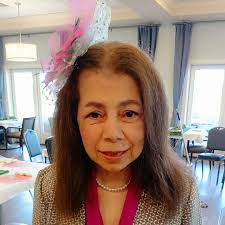 We're always looking for an excuse to dress in our finest attire! Residents  had a wonderful time celebrating at our Derby party in our Evergreen  neighborhood. Come see how we celebrate in