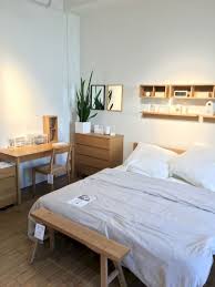45 Cozy Minimalist Bedroom Ideas On A Budget Minimalist Minimalistbedroom Bedroomideas Minimalist Bedroom Bedroom Interior Bedroom Layouts