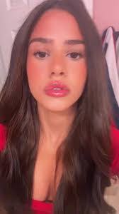 Kimberly Eason's Instagram, Twitter & Facebook