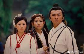 站 长 好.站 长 辛 苦 了.不 断 有 新 剧 推 出 和 连 载 剧. è˜‡æœ‰æœ‹ç‰ˆ å€šå¤©å± é¾è¨˜ å°æ˜­æ›¬å¹•å¾Œç…§ 15å¹´æ»¿æ»¿éƒ½æ˜¯å›žæ†¶æ®º Pttæ–°èž