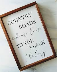 джон денвер Take Me Home Country Roads текст песни Country Roads Sign Size 13 X 19 May Vary By Up To 1 2 Background Antique White Lettering Wood Signs For Home Country House Decor Country Roads Take Me Home