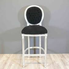 Une chaise se choisit en fonction de l'espace dont on dispose et du style de son intérieur. Chaise Baroque Achetez Une Chaise Baroque Pas Chere