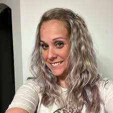 Holly Delaney's Instagram, Twitter & Facebook