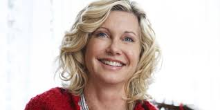 Olivia Newton-John heureuse de replonger dans la comédie musicale