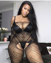 Nasty Narsss plus-sized fantasy showing quick shit