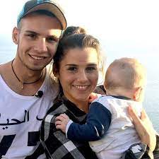 Und so ließ es sich der sänger auch nicht nehmen, dem frisch verheiratet. Sarah Und Pietro Das Steht Alles Auf Dem Spiel Pietro Lombardi Lombardi Pietro Und Sarah