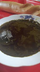 تعتبر أكلة الملوخية من أشهى الأطباق بالعالم العربي بشكل عام و بمصر بشكل خاص، تعتبر وجبة رئيسية لمائدة رمضان في كل بيت عربي، وتحضر بالدجاج أو اللحمة أو الأرانب ، وتكون ملوخية ناشفة أو مجمدة. Habiba Abidi On Twitter Ù…Ù„ÙˆØ®ÙŠØ© ØªÙˆÙ†Ø³ÙŠØ©