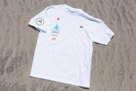 Lady's サーフィン tシャツ (1900038)ネコポス対応 春夏のスポーツtシャツシリーズです。 生地が滑らかで伸縮性に優れたスマートシルエットのドライtシャツ。 東京オリンピックでサーフィンは正式種目に選定されています。 これは見逃せない1枚です。 ã‚¯ã‚¤ãƒƒã‚¯ã‚·ãƒ«ãƒãƒ¼ ãŒã‚µãƒ¼ãƒ•ã‚£ãƒ³æ—¥æœ¬ä»£è¡¨ æ³¢ä¹—ã‚Šã‚¸ãƒ£ãƒ'ãƒ³ ã¨ã‚¹ãƒãƒ³ã‚µãƒ¼å¥'ç´„ Wwdjapan