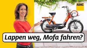 Alle anderen benötigen entweder die prüfbescheinigung für das fahren eines mofas oder einen. Fuhrerschein Weg Durft Ihr Noch Mofa Fahren Adac Recht Logisch Youtube