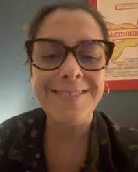 Barbara Burgos's Instagram, Twitter & Facebook