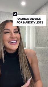 Emily Lundy's Instagram, Twitter & Facebook