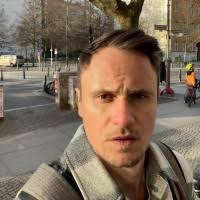 300+ profils pour “Stasinski”