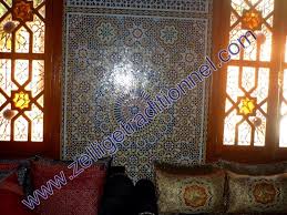 ديكور صالونات مغربية تحلم جميع السيدات بتصميم غرفة صالون تتناسب مع أفكارها البسيطة ، وتتميز بأنها مريحة فى ذات الوقت ويبدو عليها الأناقة والجمال ، ولكن سوف نهتم في هذه المقالة بالتكلم عن الديكورات المغربية التى تتميز. Mur Et Facades Zellige Marocain Pour Connaitre Le Bon Prix Contactez Moi Sur Tel Whatsapp 212 0 6 72 73 23 49 Email Zellige Traditionnel Yahoo Fr Atelier