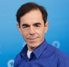 Oscar ortega sánchez on wn network delivers the latest videos and editable pages for news & events, including entertainment, music, sports, science and more, sign up and share your playlists. Oscar Ortega Sanchez Jagt Gern Einem Ball Hinterher Welt