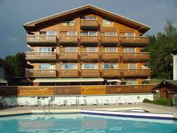 L Hotel Et La Piscine Picture Of Hotel Le Labrador Les Gets Tripadvisor