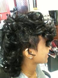 Mohawk with curls gives a more feminine or girlish look. 25 Exquisite Curly Mohawk Hairstyles For Girls Women