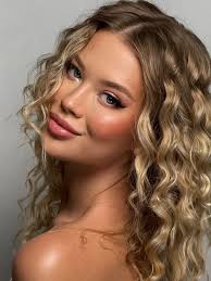 Summer is flying by… But there's still time to enjoy the sunshine, beach  natural waves, and that glowing summer glam ✨🍉🍋‍🟩🌻 #nycmakeupartist  #makeupartistnyc #nycmua #softglam #glowyskin #naturalglam #nycbridalmakeup  #makeuptransformation ...