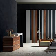 Dogal Ahsaba Sekil Veren Keskin Ve Maskulen Hatlari Ile Salda Yatak Odasi Iskandinav Stile Farkli Bir Yorum Katiyor Lod Yatak Odasi Yatak Odasi Yatak Odalari