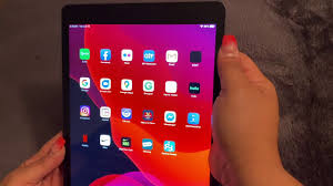 How To Take A Screenshot On Ipad 7th Gen Youtube Ipad Take A Screenshot Take That