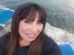 It endeavors to provide the products that you want, offering the best bang for your buck. Ada Alberti Grave Lutto Per L Astrologa Di Pomeriggio 5 Il Triste Messaggio