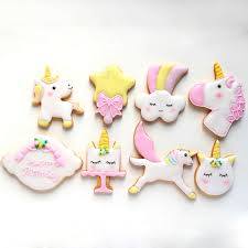 I mogą tak samo wyglądać, jeśli tylko przybiorą baśniowe. Carmelladecesarenaked Skup 8 Sztuk Zestaw Jednorozec Cookies Znaczki Ze Stali Nierdzewnej Cookie Herbatniki Formy Dekoracji Zwierzat Ksztalt Foremki Najtaniej Cena