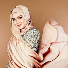 Wann joget siapa dia official mv. Siti Nurhaliza Joget Kasih Tak Sudah Lyrics Lyrics My