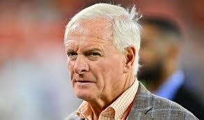 Cleveland Browns owner Jimmy Haslam backs new initiative to cut heavy  industry emissions with $725 million | Crain Currency