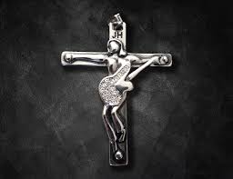 ✟【excellente qualité】 acier inoxydable titane a passé un test de peau strict. Croix Guitare Johnny Hallyday La Replique Du Pendentif De Johnny Hallyday Strass Brillants Sur La Guitare Les Initiales Jh Sur Johnny Hallyday Rocker Croix