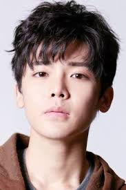 Актёры, режиссер и создатели фильма Думай как собака (2020)