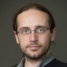 Derek Gage's Instagram, Twitter & Facebook