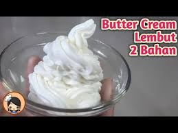 Kocok putih telur dan heavy cream di dalam mangkuk dengan menggunakan. Butter Cream Paling Simpel Cuma 2 Bahan Lembut Dan Nggak Eneg Youtube