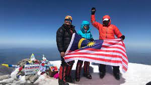 Pendaki gunung everest malaysia pertama. Pelajar Tingkatan 4 Sekolah Menengah Sains Kuala Selangor Tawan Elbrus