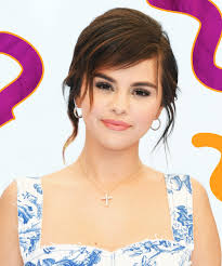 The best hairstyles and haircuts of selena gomez. Selena Gomez Tries Bangs For Her Fall Haircut 2018