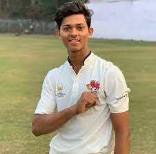 His full name is jashasvi bhupendra kumar jaiswal. Yashasvi Jaiswal Age Biography Height Education Family More Biographyvilla